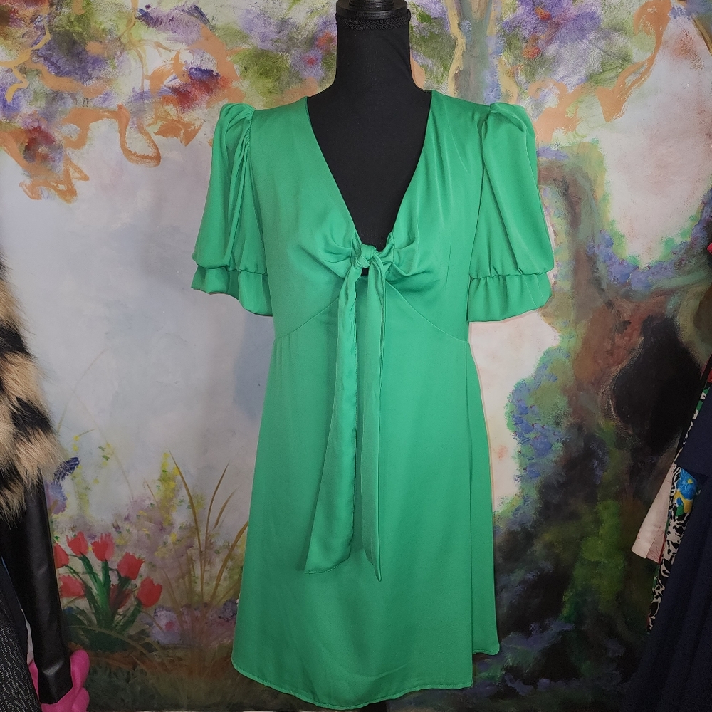 NWOT Green Tie Front Babydoll with Double Bubble Sleeves
